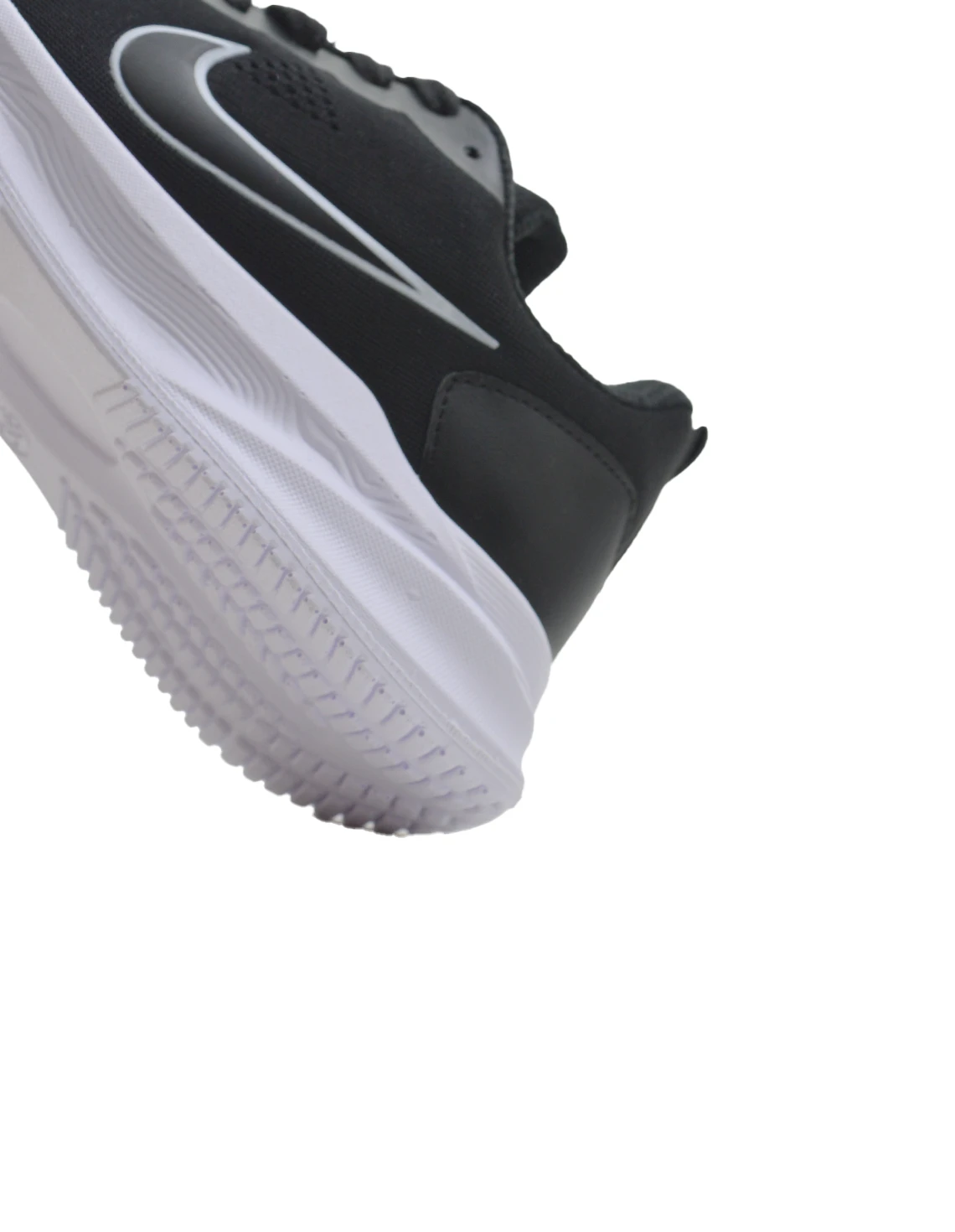 کفش دویدن زنانه نایکی Zoom Winflo 9x W