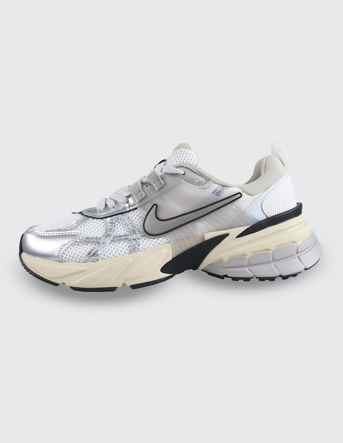 کفش دویدن مردانه نایکی V2K Run M