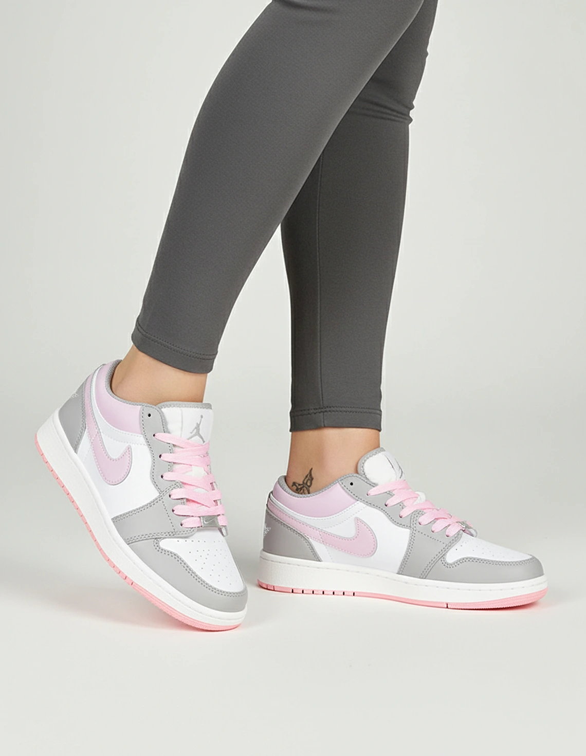 کفش روزانه زنانه نایک Nike Air Jordan 1 Low LX W
