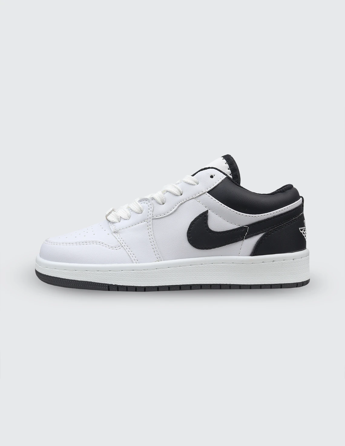 کفش روزانه زنانه نایک Nike Air Jordan 1 Low LX W