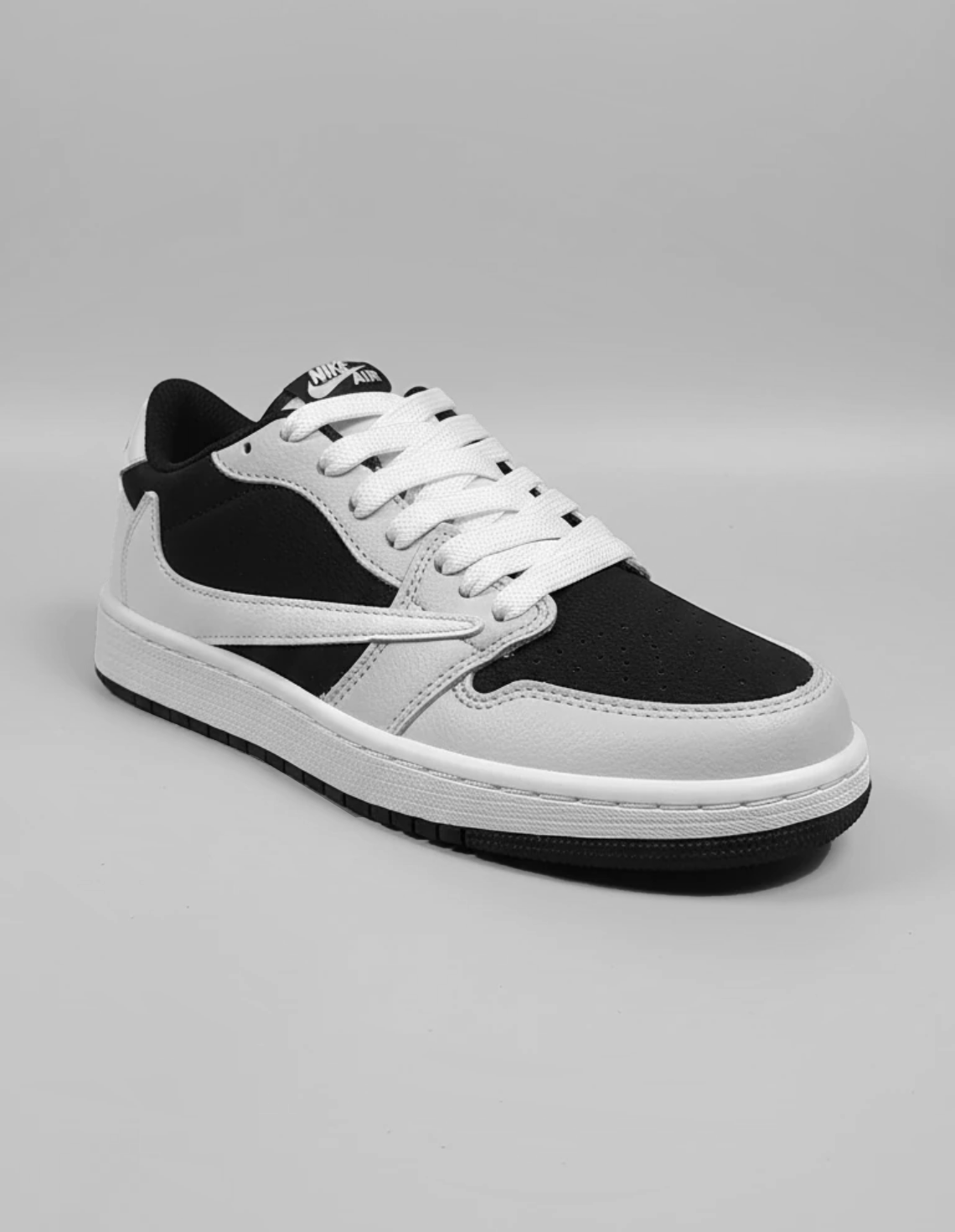 کفش روزانه زنانه نایک Nike Jordan 1 Low Travis Scott W