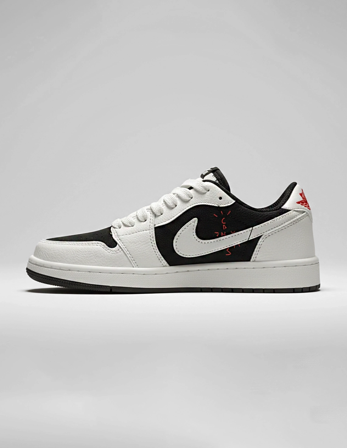 کفش روزانه زنانه نایک Nike Jordan 1 Low Travis Scott W