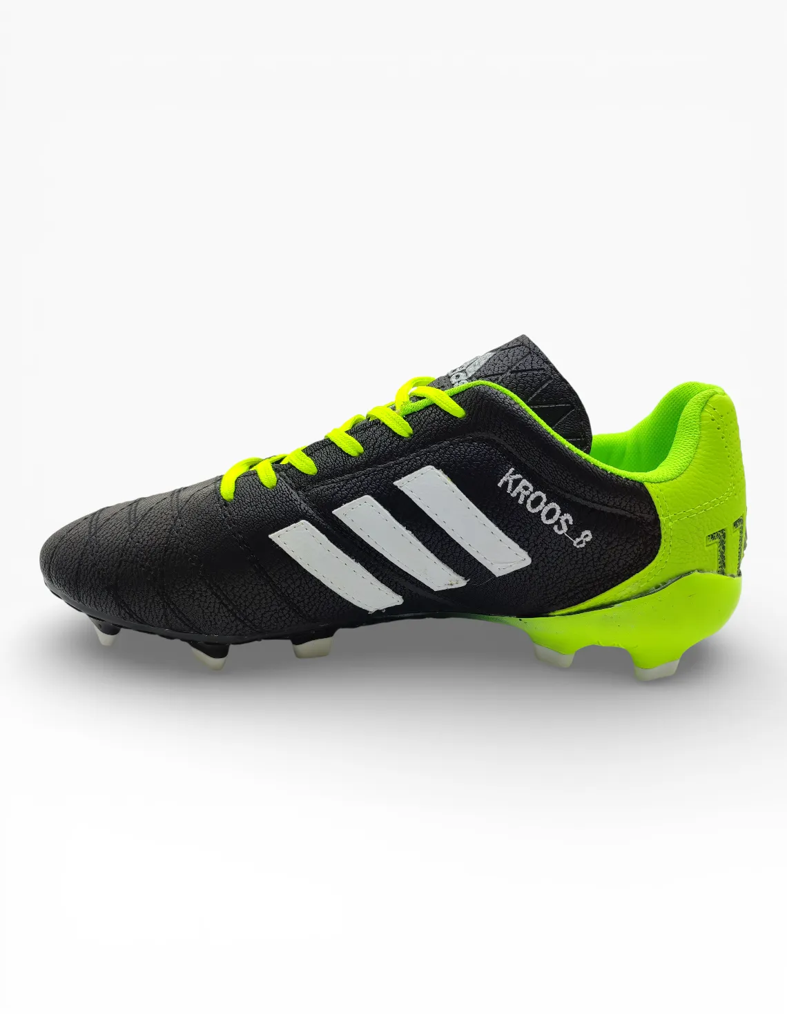 کفش فوتبال مردانه آدیداس Adidas Kroos 8 Low M