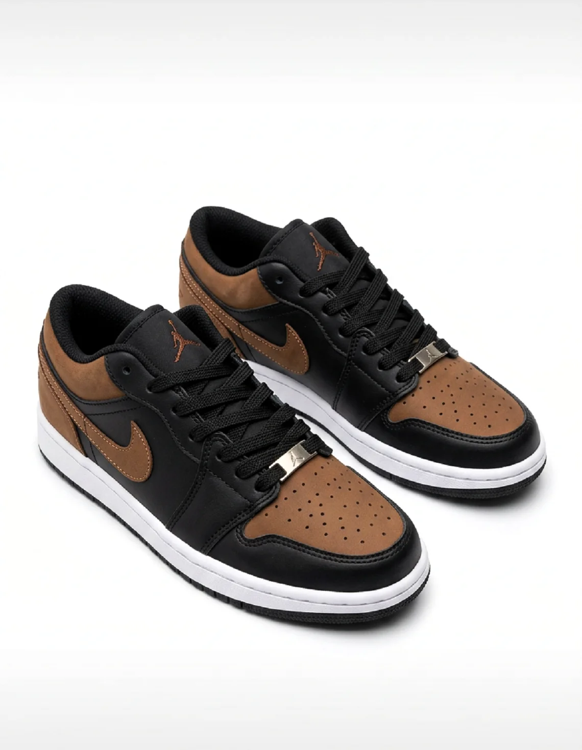 کتونی روزانه زنانه نایک Nike Air Jordan 1 Low LX W
